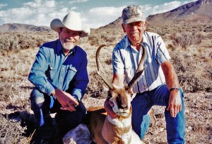 2000s12a 300x203 Utah Pronghorn Antelope, Leeder Hunting