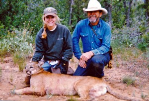 2000s6a 300x203 Utah Mt. Lion, Leeder Hunting